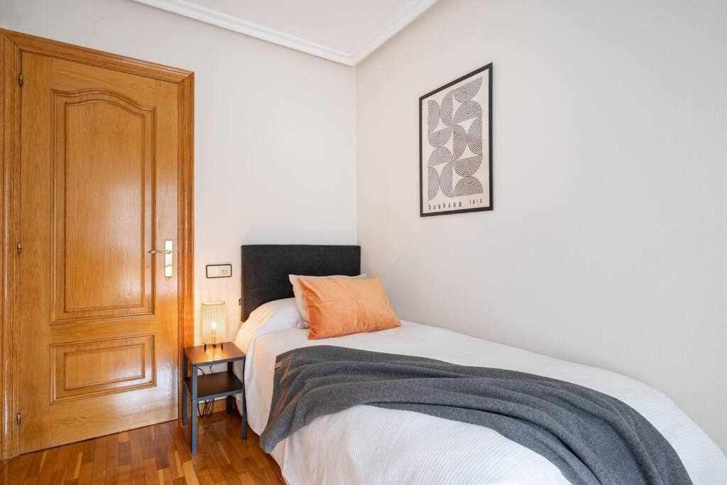 La Plaza Apartamento Хихон Экстерьер фото
